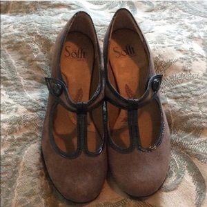 Sofft brand Mary Jane heels sZ6 taupe/tan